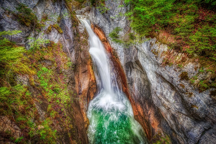 wasserfall am taztelwurm
